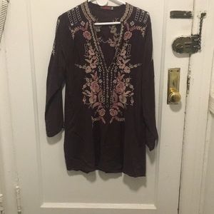 Johnny Was Floral Embroidered Tunic Plum